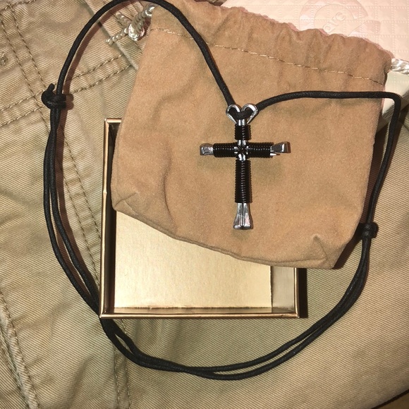 Cross Necklace - Picture 3 of 3